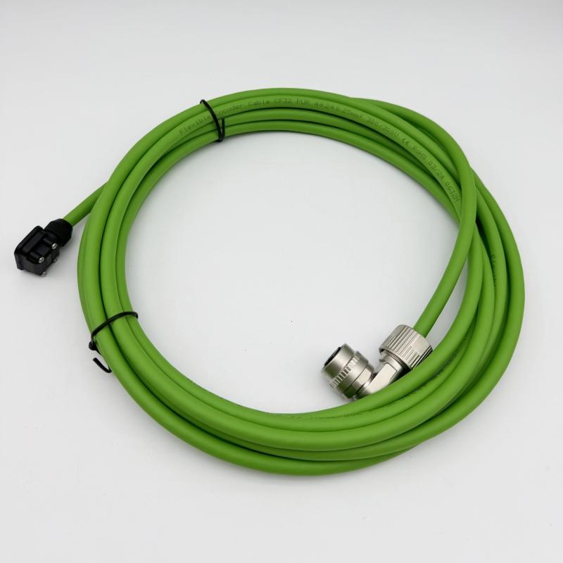 Servo Motor Encoder Cable MR-J3JSCBL05M-A1-H For Mitsubishi